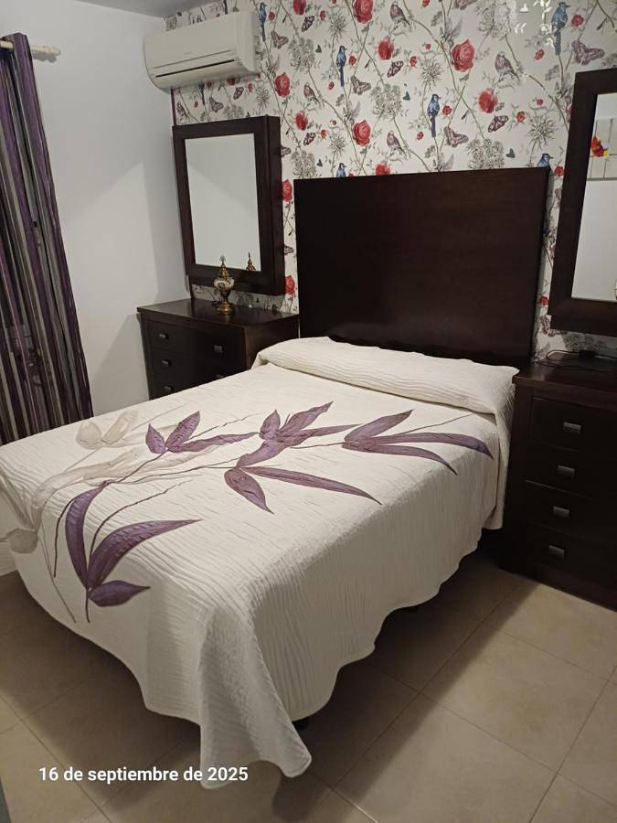 Casa de vacaciones para 12 personas, con terraza además de piscina y vistas, Se admiten mascotas - 1