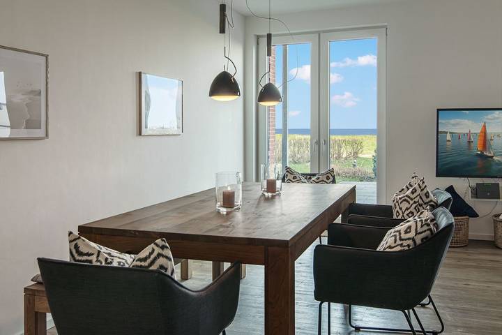 Ferienwohnung für 4 Personen, mit Terrasse und Garten an der Kieler Bucht - 2