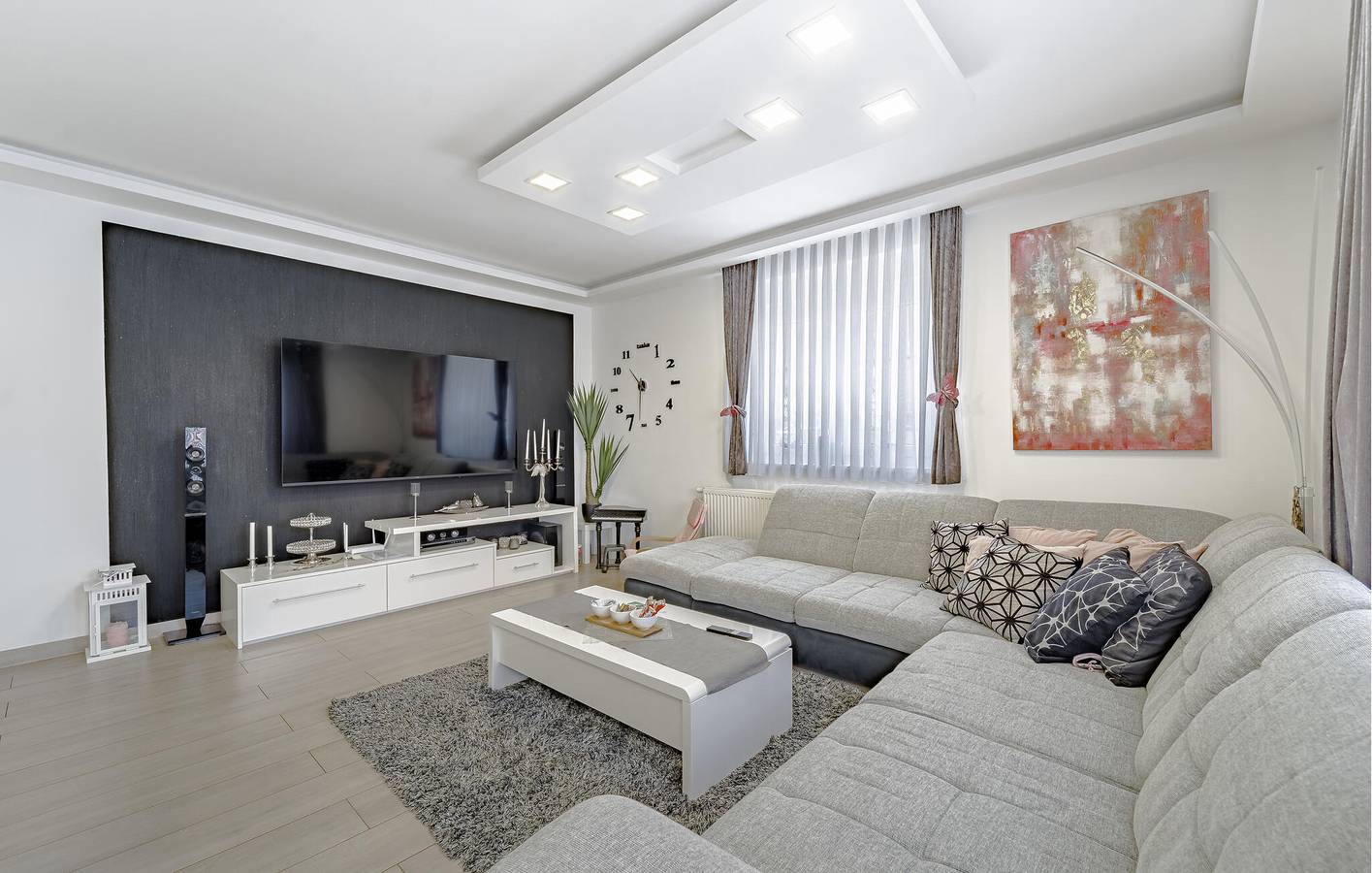 Modernes 2BR Apartment mit Pool, Parkplatz, WiFi in Zagreb und Umgebung