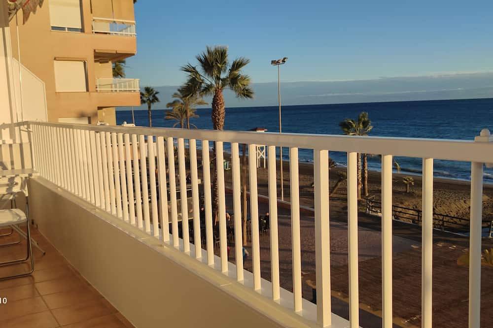 Geheel appartement, Rincon De La Victoria: appartement aan het strand in Rincon de la Victoria in Playa de Rincón de la Victoria, Rincón de la Victoria