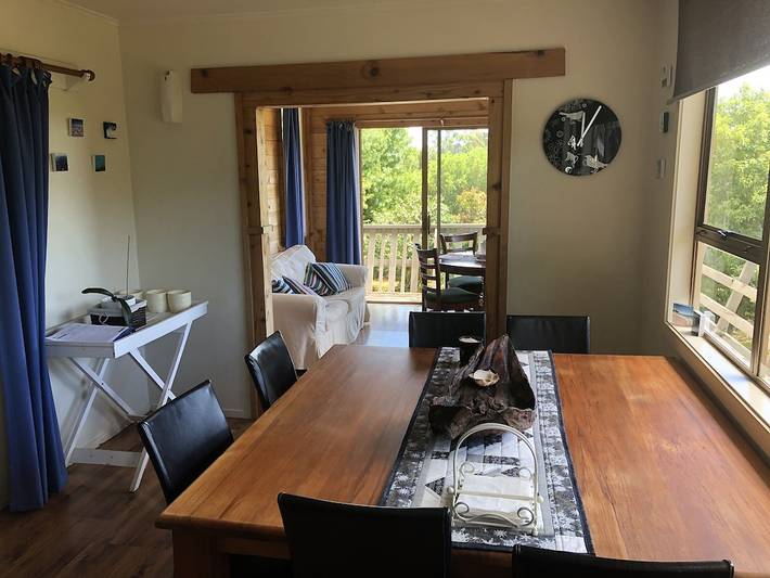 Holiday home for 12 people, with terrace and garden in Waikato