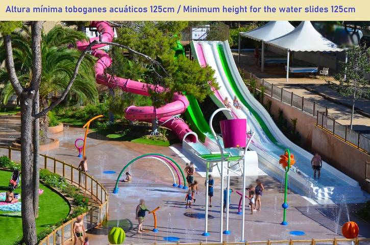Hôtel pour 2 personnes, avec bassin pour enfant et piscine ainsi que vue et jardin