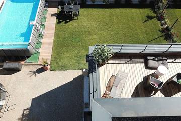 Location de vacances pour 6 personnes, avec jardin à Villegailhenc