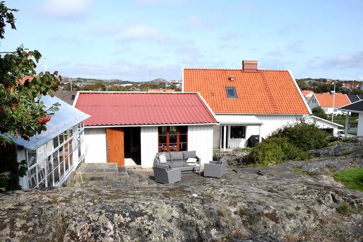Ferienhaus für 9 Personen, mit Balkon und Terrasse sowie Garten in Skärhamn
