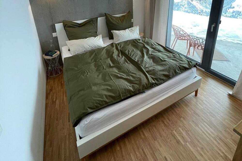 Ganze Wohnung, Schwalbennest Votteler, Morissen, (Morissen). in Lumnezia, Alpenarena