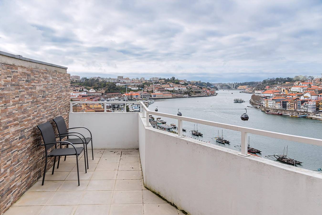 Guestready - Riverview Douro Terrace in Santa Marinha e São Pedro da Afurada, Distrito do Porto
