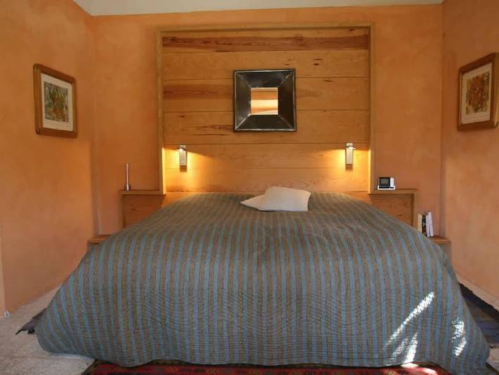Provenzalisches Steinhaus in der Nähe von Bonnieux in Ménerbes, Regionaler Naturpark Luberon