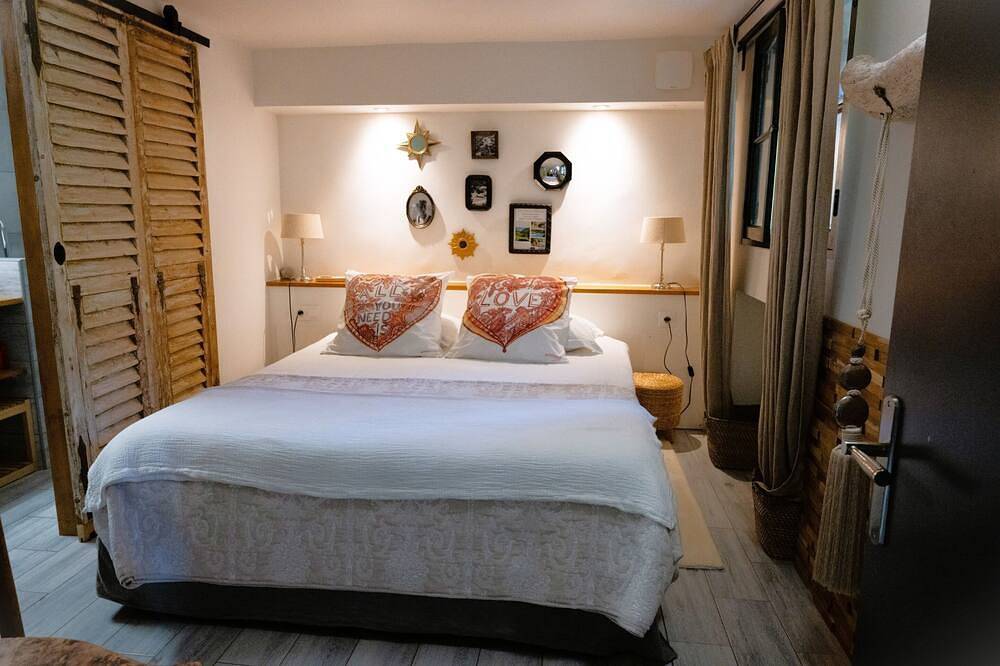 Ganze Wohnung, Apartment-Royal-Nasszelle-Veranda-Meublé Tourisme 3* in Le Bar-sur-Loup, Mittelmeerküste (Frankreich)