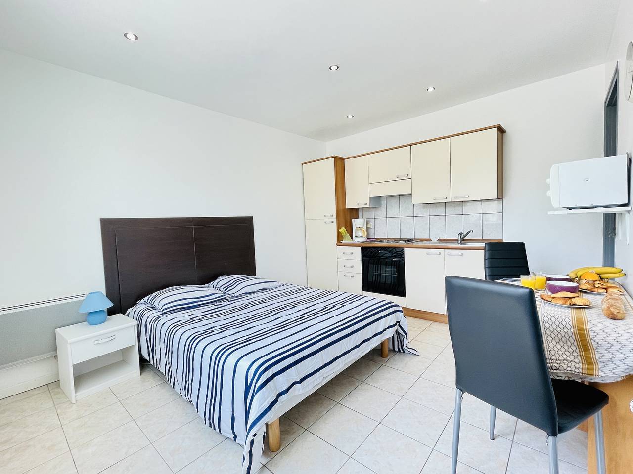 Studio entier, Alfred De Musset in La Vôge-les-Bains, Région d'Épinal