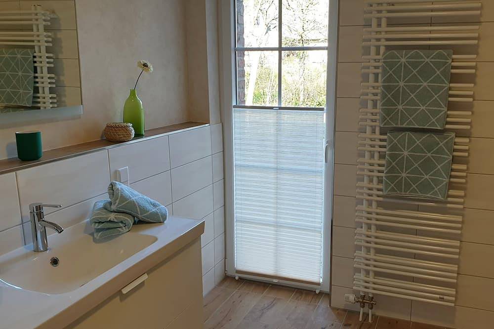 Ganze Wohnung, Viel Harmonie - Moderne Ferienwohnung nahe Steinhude in Hagenburg, Landkreis Schaumburg