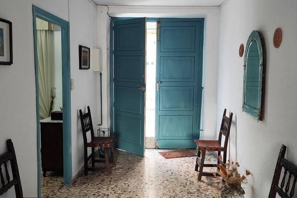 La Casa Azul, Sierra Mágina (Jaén, Úbeda, Baeza) in Mancha Real, Sierras Subbéticas