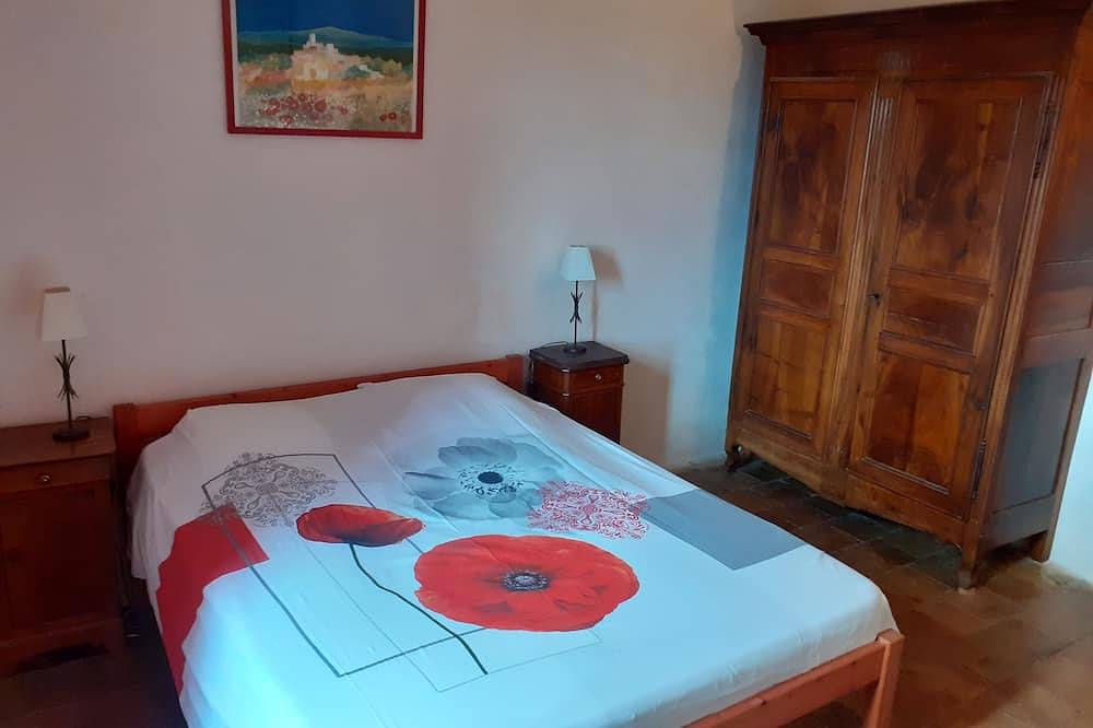 Gîte *** l'Escoussou 110 m², 3 ch, charme, nature, piscine chauffée, Sud Ardèche in Joyeuse, Ardèche
