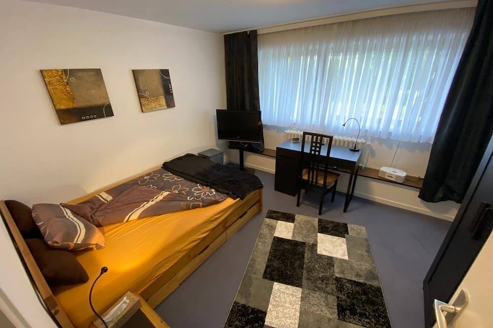 Ganze Wohnung, 1 Zimmer Apartment, großes Bad, direkt am Naturschutzwald mit Talsperre,Wlan in Remscheid, Bergisches Land