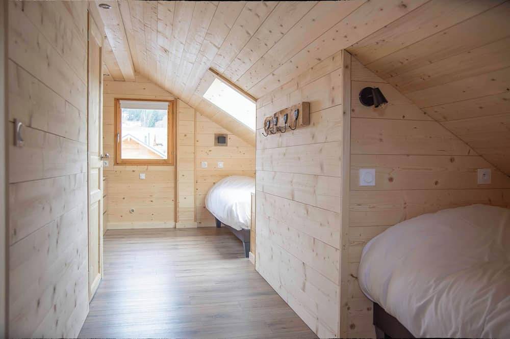 Gite  \"le cabanon \"à proximité des pistes et du centre du village in Corrençon-en-Vercors, Parc naturel régional du Vercors