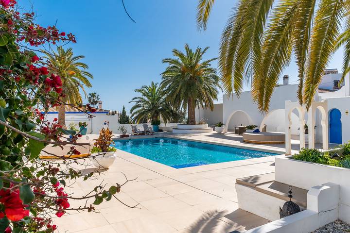 Villa pour 10 personnes, avec vue sur l’océan ainsi que jardin et terrasse, animaux acceptés à Torremolinos - 3