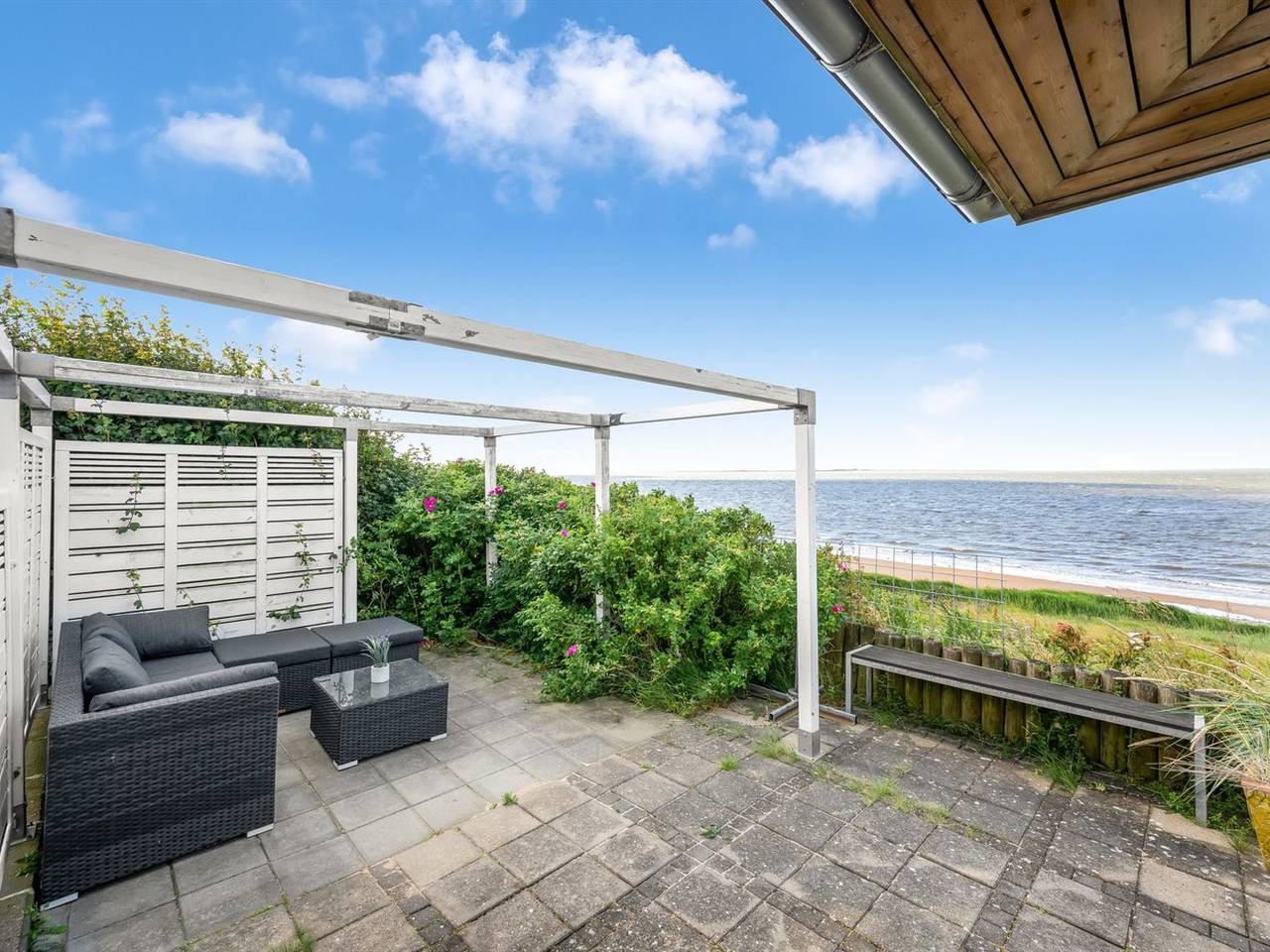 "Evamaria" - 10m from the sea in Sjelborg, Esbjerg