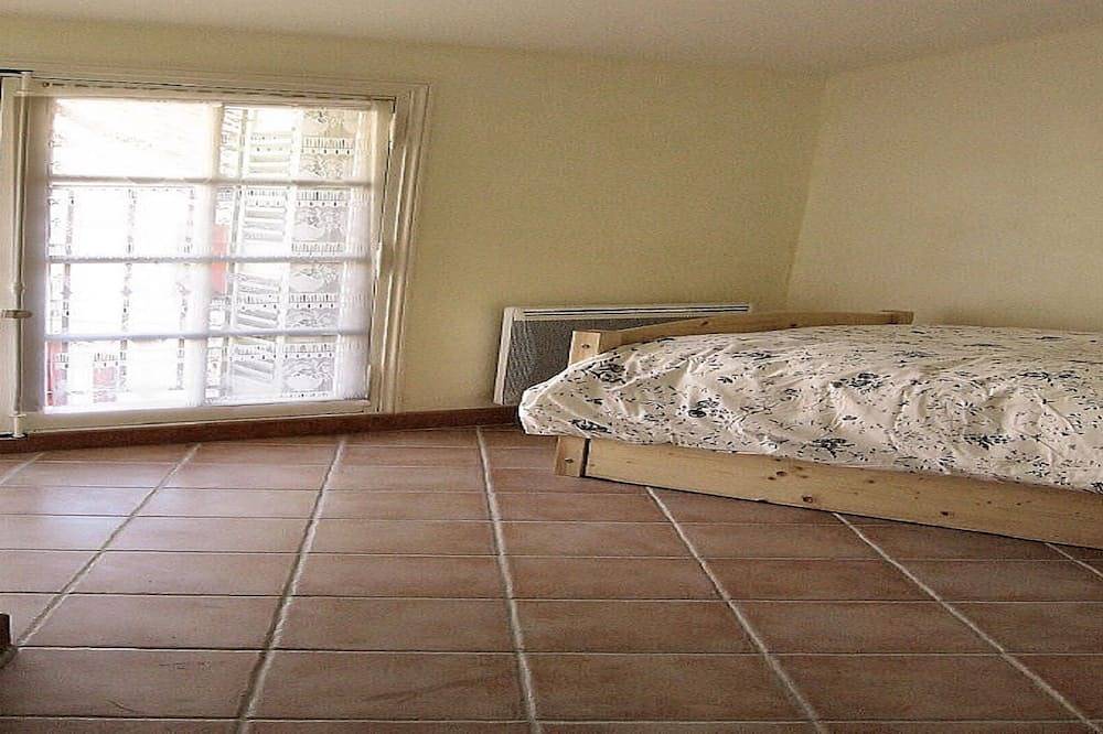 Geheel appartement, Duplex appartement (2 slaapkamers, 4 slaapplaatsen) in Villecroze, Draguignan en omgeving