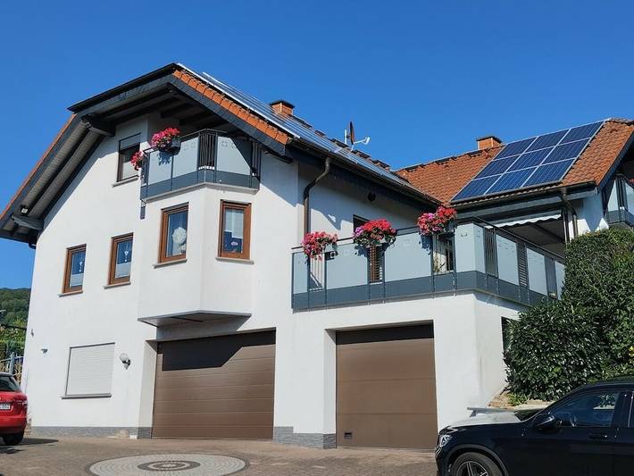 Ferienhaus für 3 Personen, mit Balkon und Garten sowie Sauna