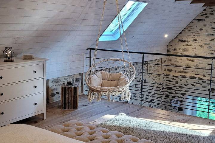 Location de vacances pour 4 personnes, avec terrasse ainsi que jacuzzi et jardin à Plonéour-Lanvern - 3