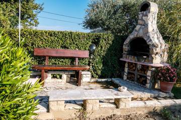 Ferienwohnung für 5 Personen in Supetarska Draga, Kroatische Adria, Bild 1