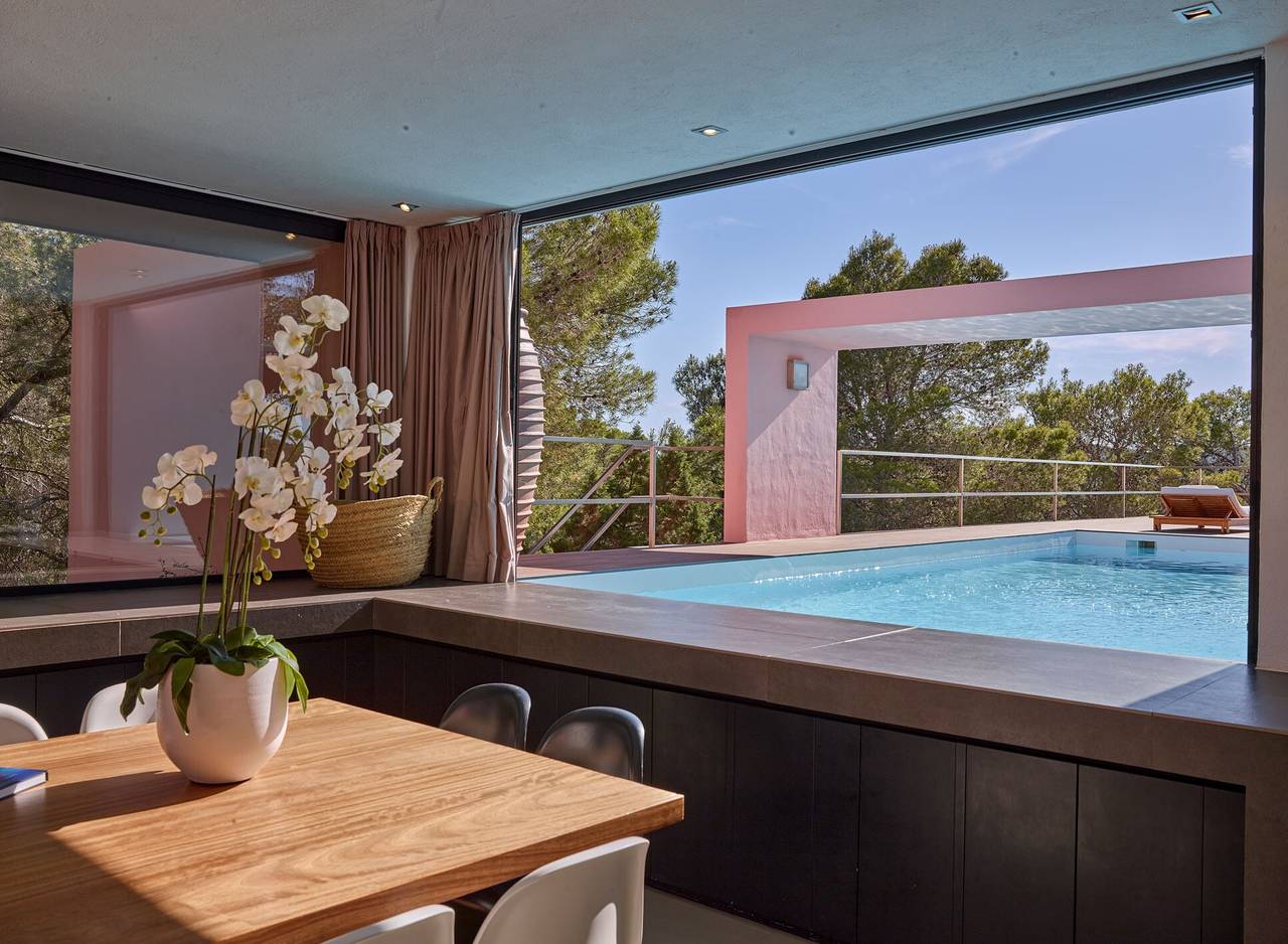 Villa Ibiza con vistas al mar y al atardecer, Wi-Fi y aire acondicionado in Cala d´Hort, Sant Josep de sa Talaia
