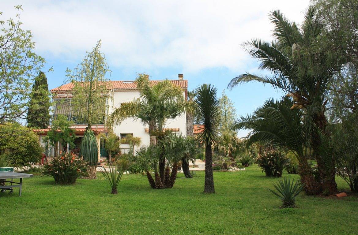 Gite au jardin Violette, Climatisé, en villa, tout confort, wifi in Hyeres, Parc national de Port-Cros