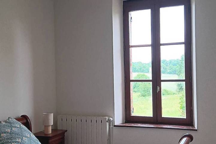 Maison de charme avec panorama sur la Haute Marche en Creuse in Saint-Sulpice-le-Dunois, Région de Guéret