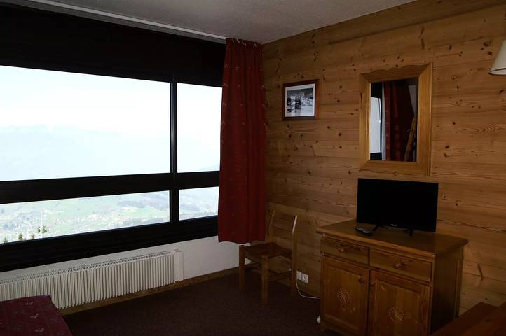 Gîte pour 3 personnes, animaux acceptés dans Office De Tourisme Des Sept Laux - 2