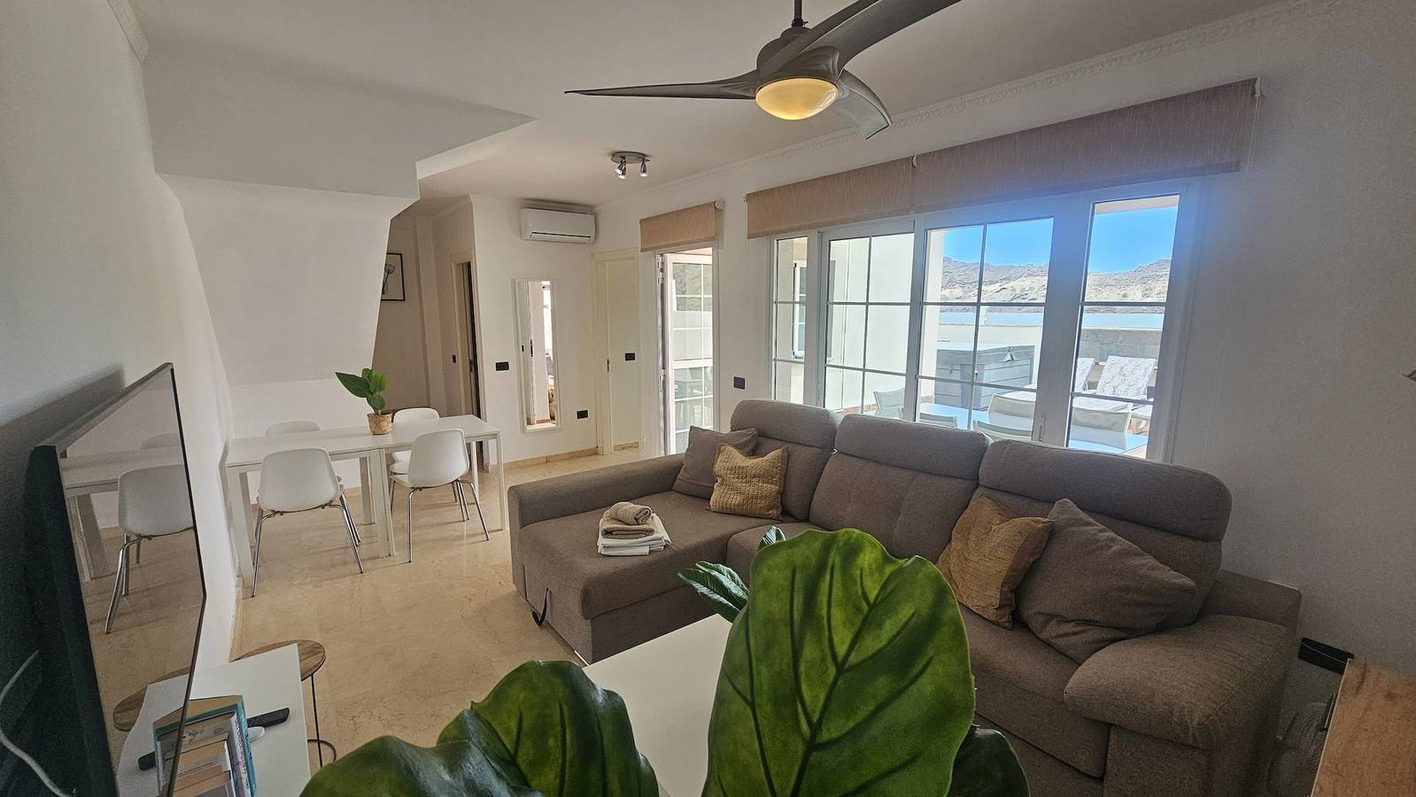 Appartement entier, Duplex de Luxe Rénové avec Piscines et Jacuzzi Privatif! in Puerto Rico (Gran Canaria), Mogán