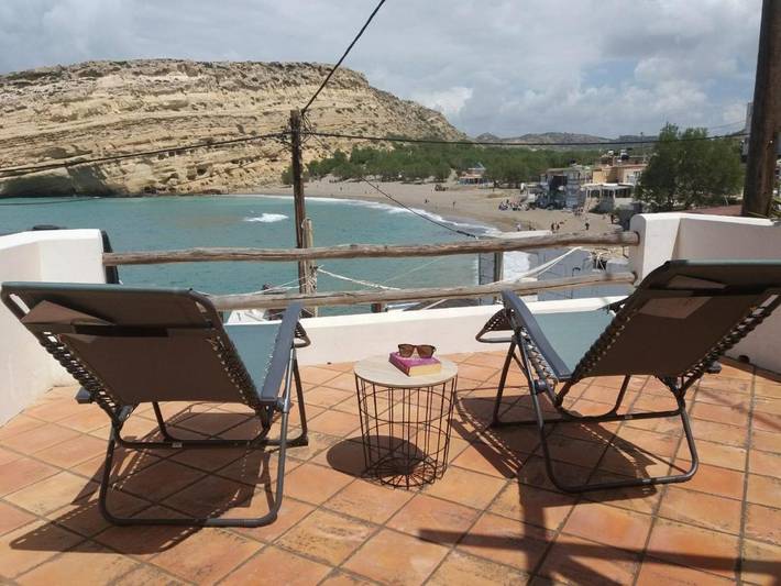 Gîte pour 6 personnes, avec vue et balcon, adapté aux familles dans Matala - 2