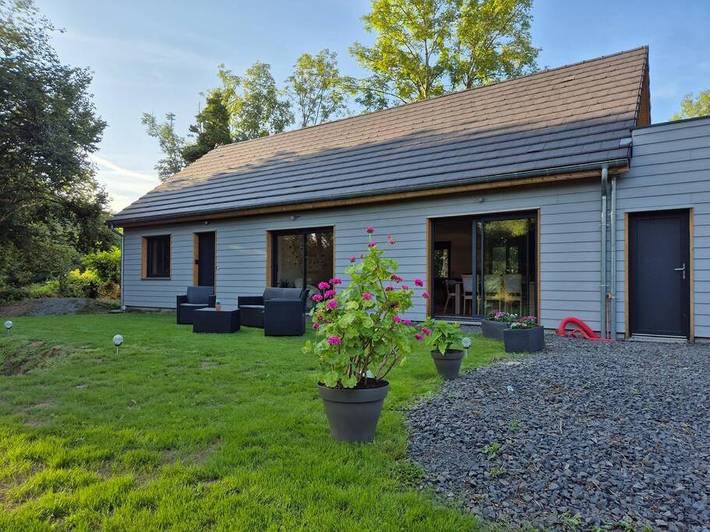 Location de vacances pour 6 personnes, avec jardin à Ceyssat - 3