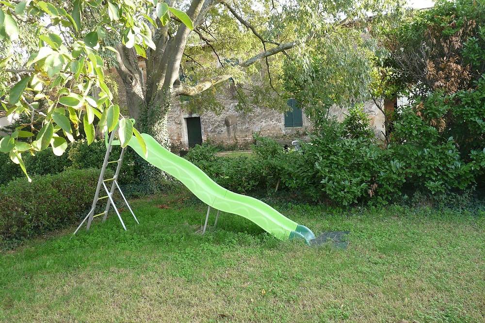 Gite with character in a vineyard - unit_1972900 in Nimes, Region de Nimes