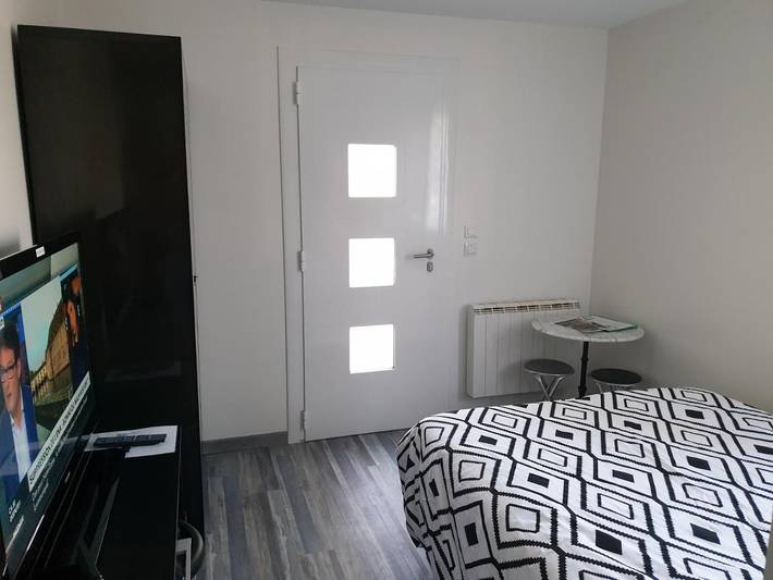 Gîte pour 2 personnes, avec vue et jardin à Arbonne-la-Forêt - 4