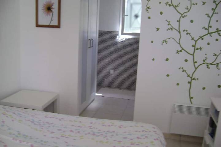 Gîte pour 4 personnes, avec terrasse et piscine à Montagnac - 3