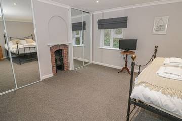 Cottage for 6 People in Stafford, Staffordshire, Photo 3