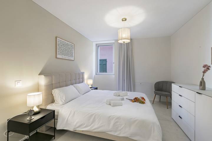 Apartamento entero, Corte di Ascona 2 with Balcony & A/C for 4 in Ascona, Alpes Ticineses y del Verbano