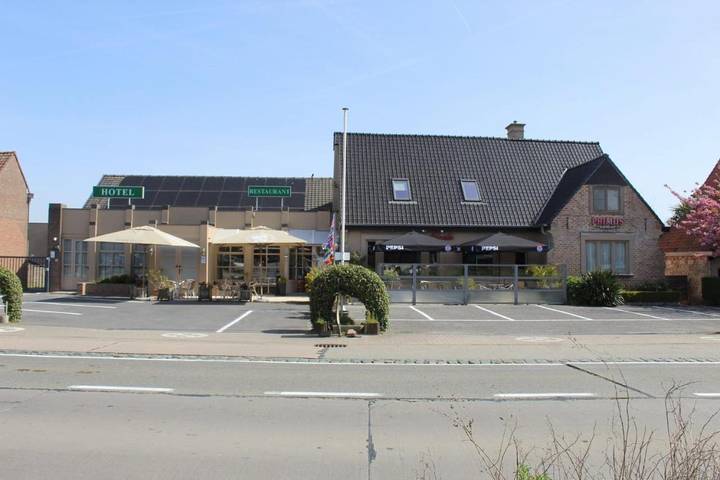 Hôtel pour 3 personnes, avec Terrasse et Jardin à Moorslede