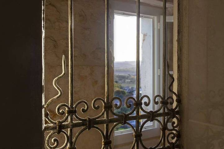 Château pour 2 personnes, avec Jacuzzi dans l' Hérault