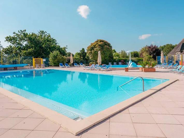 Mobil home pour 2 personnes, avec bassin pour enfant à Taden - 4