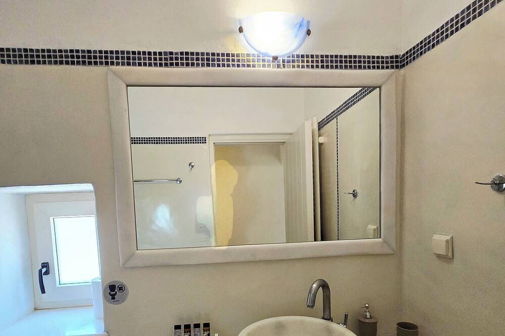 Paros Afrodite Luxury Villas ,Private Pool , Sea view 6-8 persons & pet friendly in Aliki, Paros