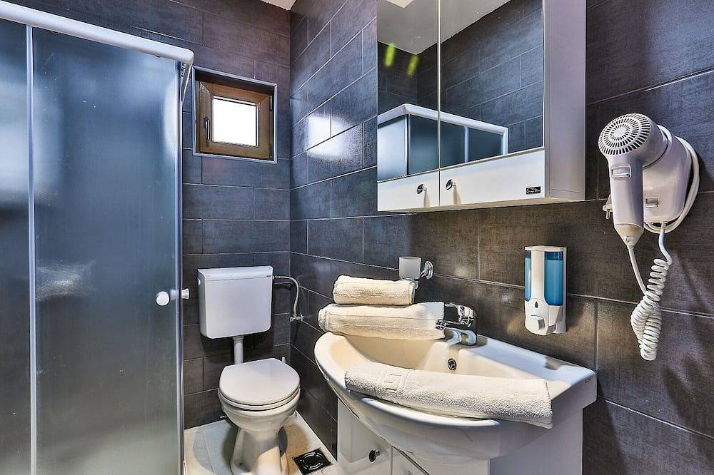 Apartments  Sidro in Dobra Voda, Montenegro
