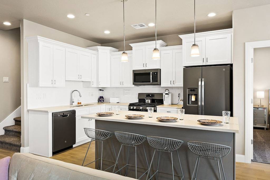Ganze Wohnung, Top Floor Privacy | Outdoor Fireplace, Sleeps 8 in Hurricane, Zion Nationalpark