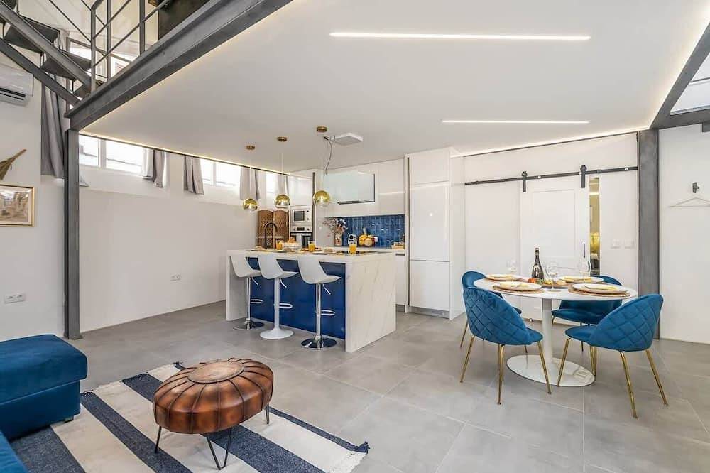 Loft with Historic Charm & Terrace in Portel, Distrito de Évora