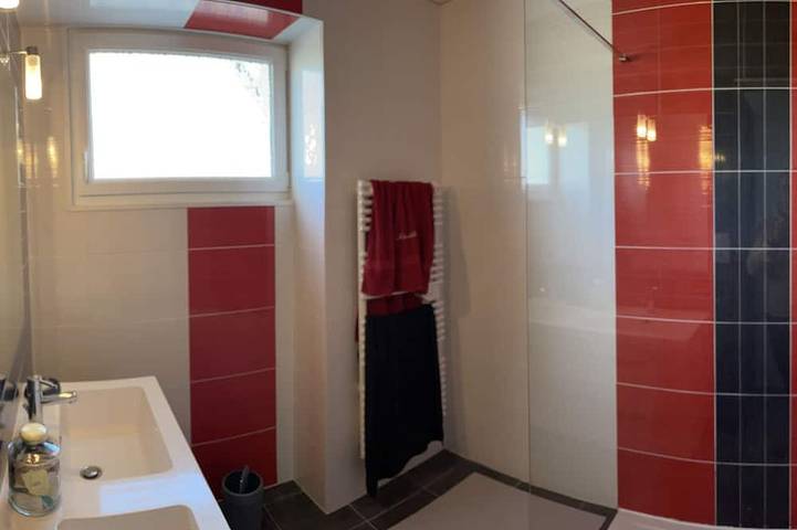 Location de vacances pour 4 personnes, avec jardin à Mésanger - 4