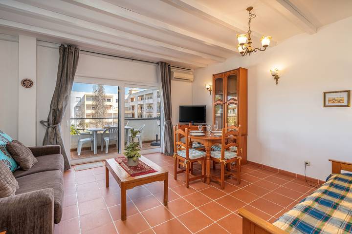 Apartamento de vacaciones para 6 personas, con piscina para niños y jardín - 1