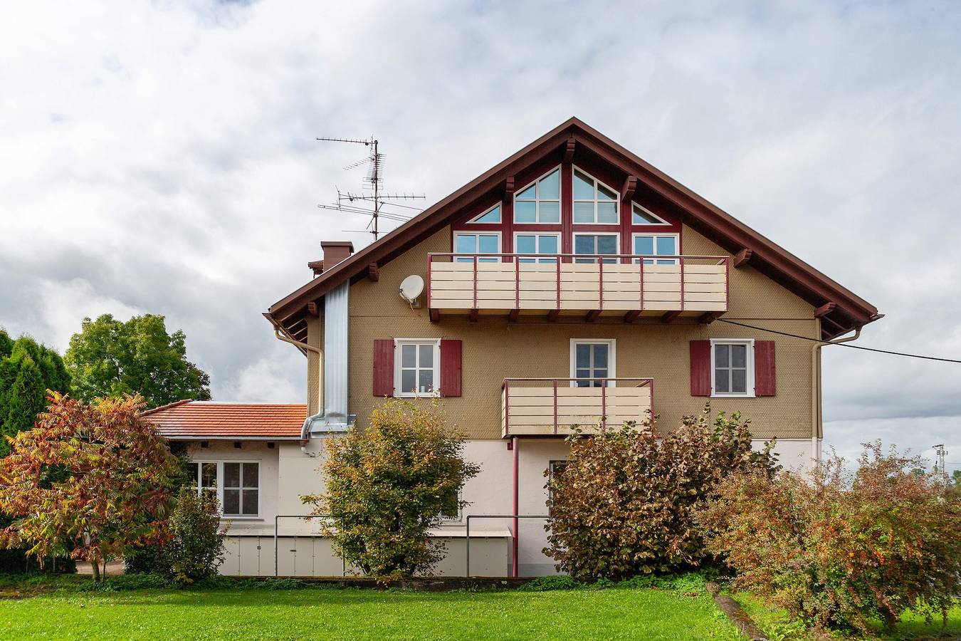 Ganze Wohnung, Ferienwohnung 'Eschach' mit Gemeinschaftsgarten, Balkon und Wlan in Leutkirch im Allgäu, Region Bodensee-Oberschwaben