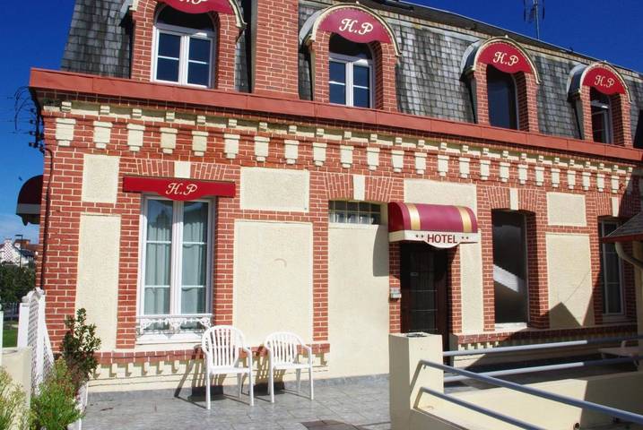 Hôtel pour 4 personnes, avec terrasse, animaux acceptés