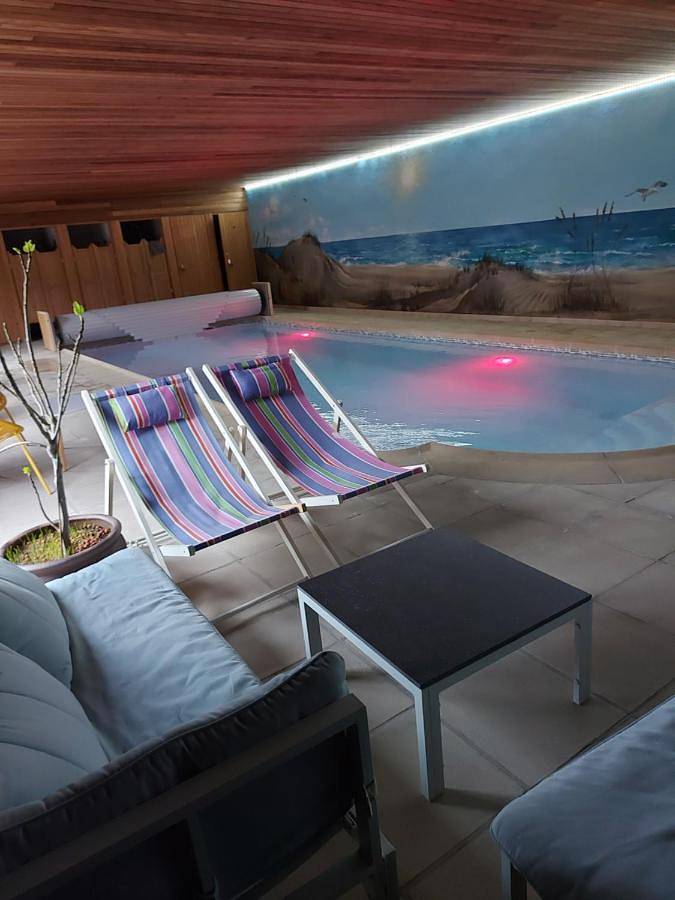 Gîte pour 2 personnes, avec jardin et sauna ainsi que piscine et vue, adapté aux familles à Beernem - 4