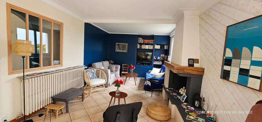 Gîte pour 8 personnes, avec jardin et vue à Montravers