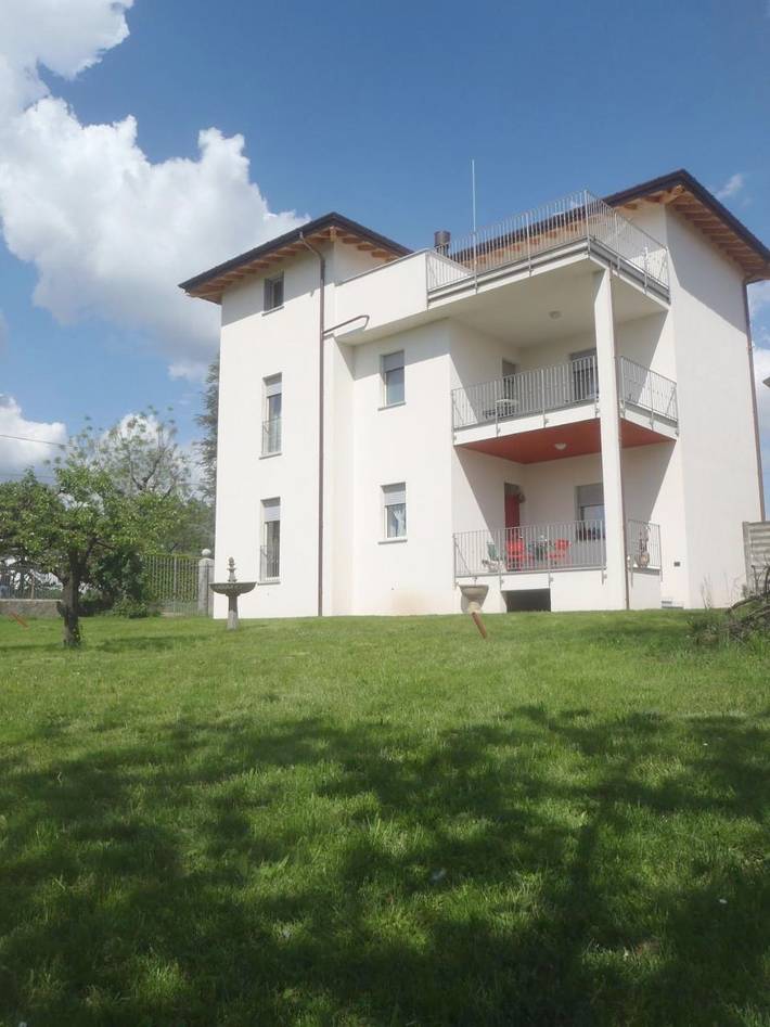 Chambre d’hôte pour 3 personnes, avec jardin et vue